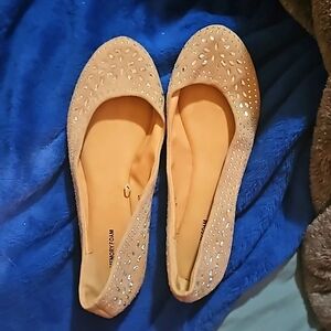 Cute flats with some bling.